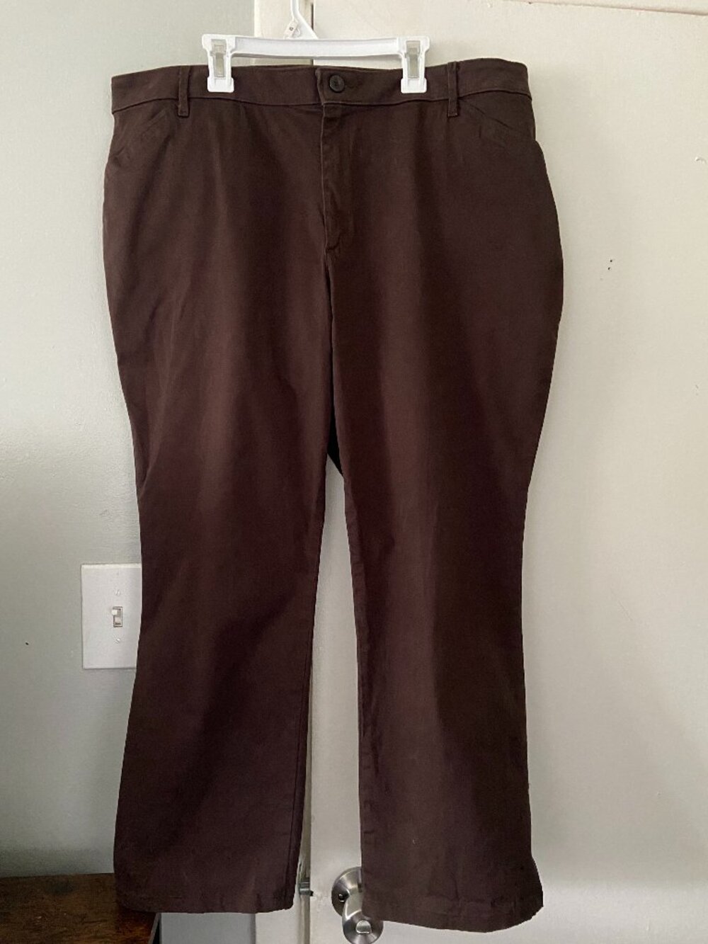 Vintage Lee Women's 18 Short Straight-Leg Mid-Rise Brown Khaki Stretch Pants